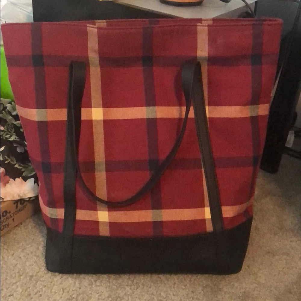 Red tote bag